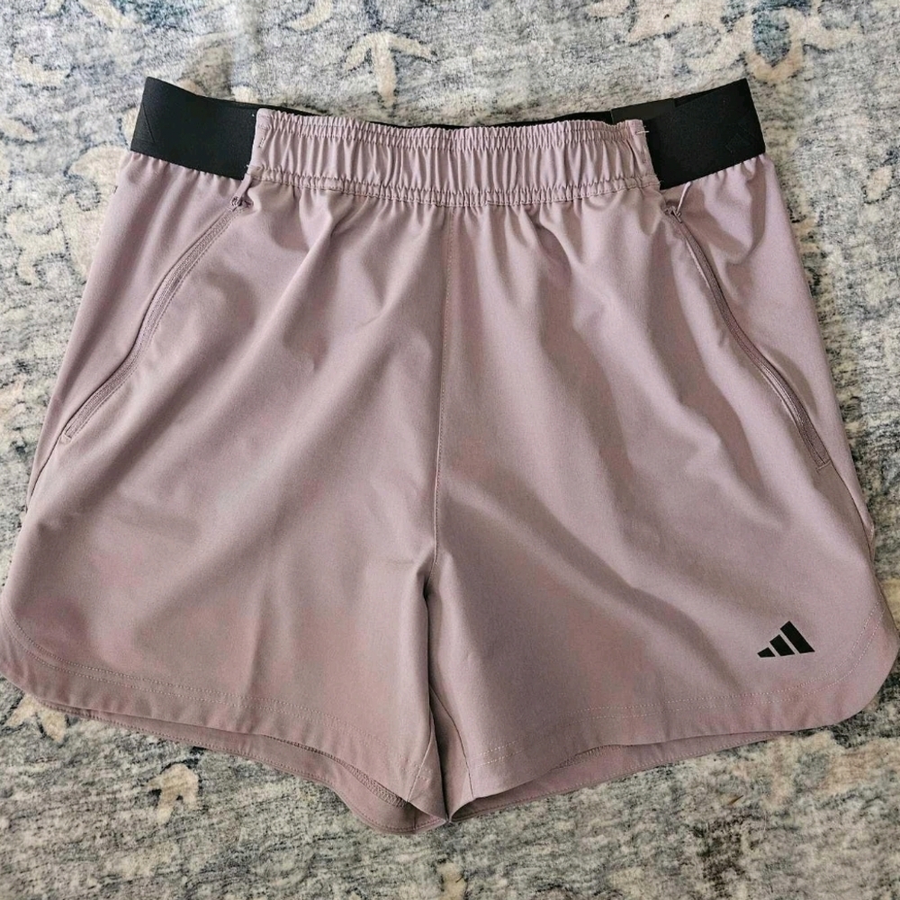 NEW Men's Medium Adidas 5" shorts!